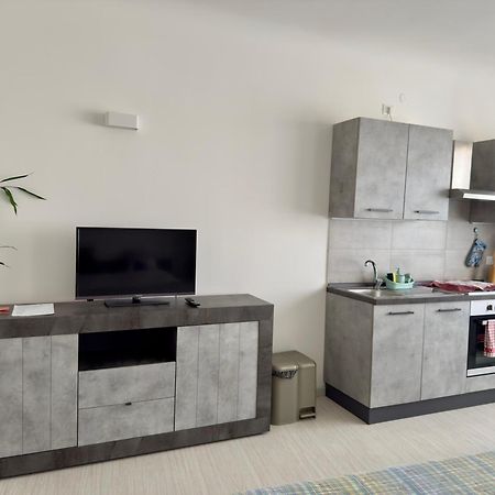 Monolocale Centro Storico Apartment Pordenone Exterior foto